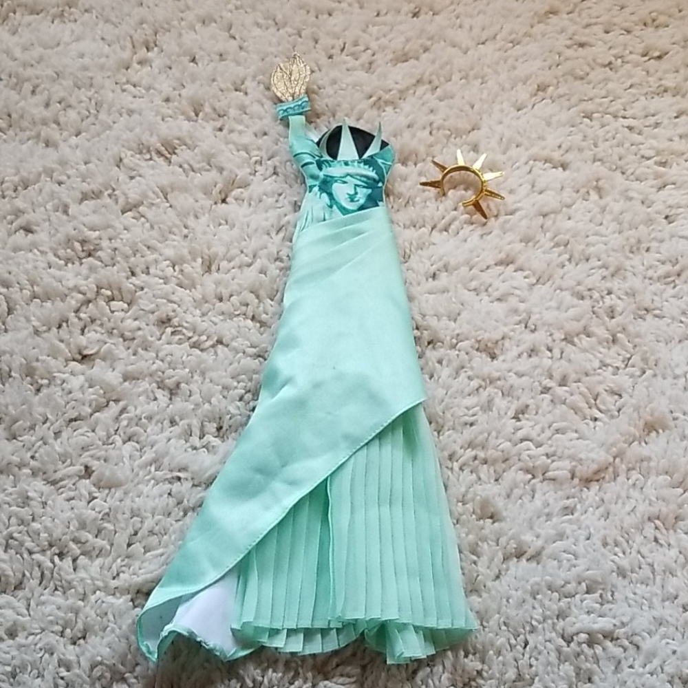 New York Statue of Liberty Barbie Dress💙